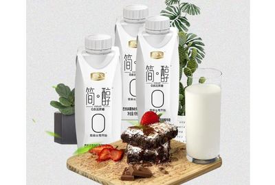 君乐宝无糖酸奶绿色包装