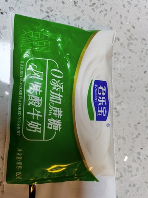 君乐宝无糖酸奶绿色包装
