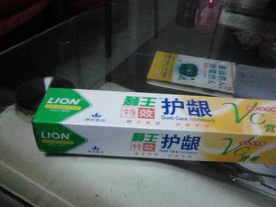 狮王牙膏包装很软吗