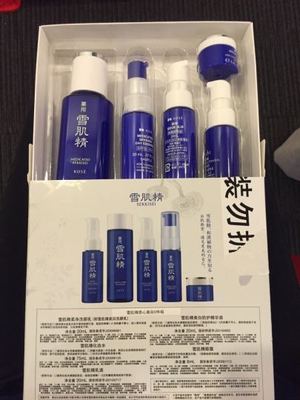 雪肌精台版包装