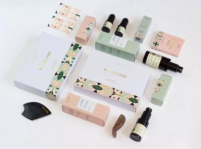 那些包装复古的化妆品